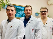 Сотрудники больницы приняли участие в благотворительной акции: "Красная гвоздика"